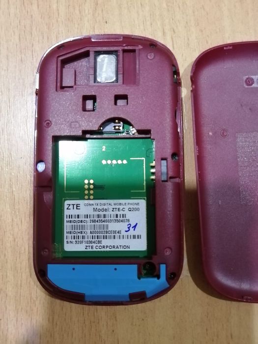 Продам Телефон на запчасти