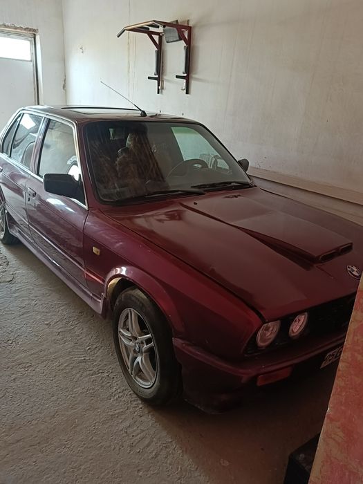 Сатилади машин метани бар