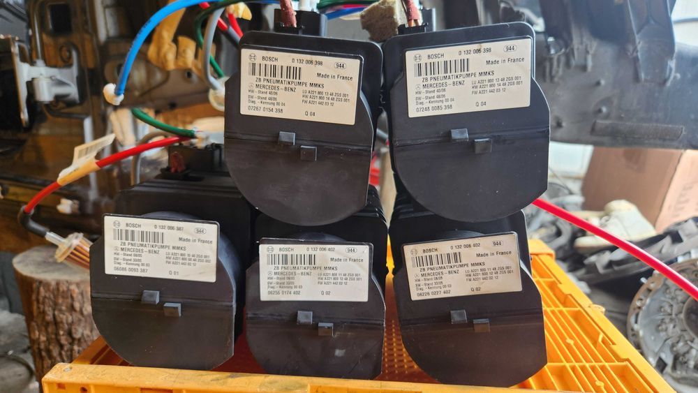 Pompa Webasto incalzire auxiliara Mercedes A2215004798 W221 S320 S500