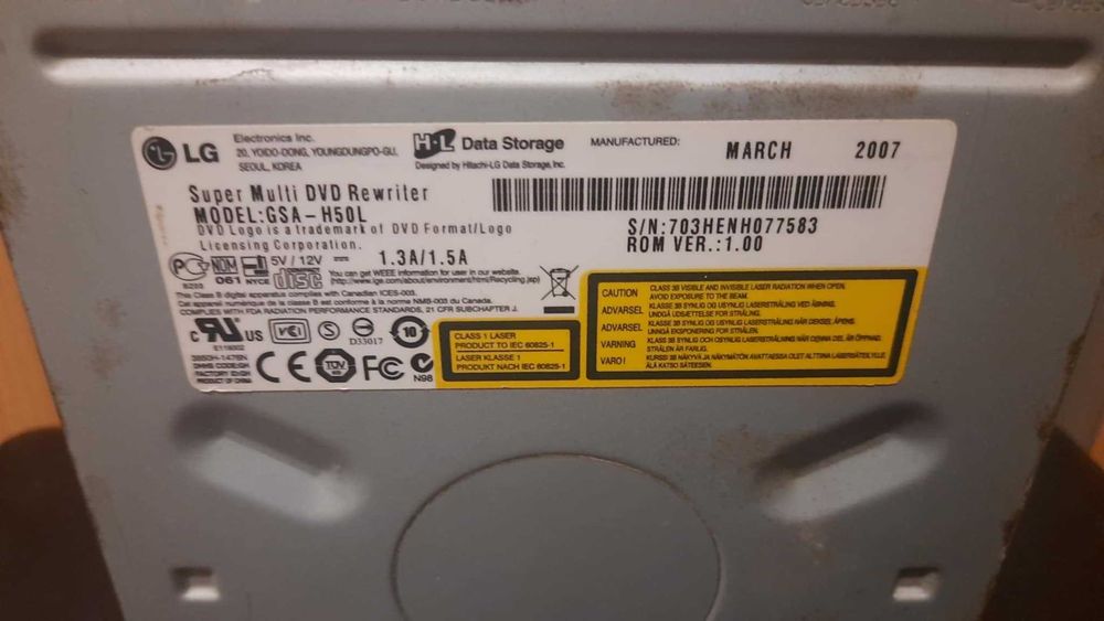 Doua unitati optice dvd-rw PC/LAPTOP 50lei unitatea.