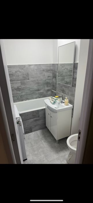 Inchiriez Garsoniera, Izvorul rece 35 m