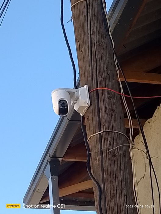 Kamera sotiladi kelishilgan narxda