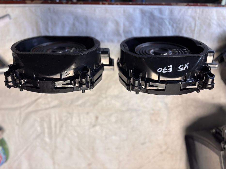 Оригинални бас говорители за BMW X5 (E70)