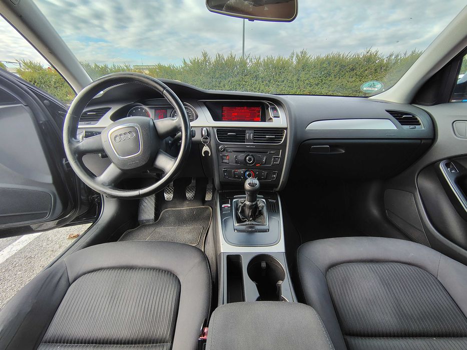 Audi A4 B8 1.8 TFSI   EURO 5 Negru