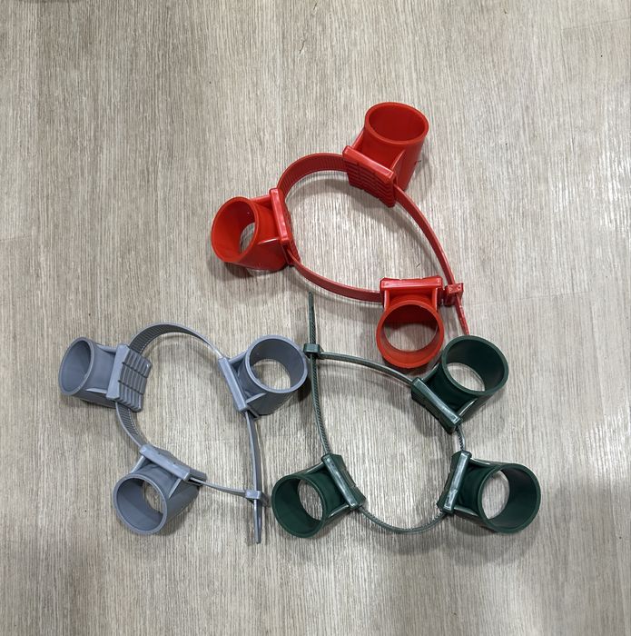 Опора для дерева с хомутом