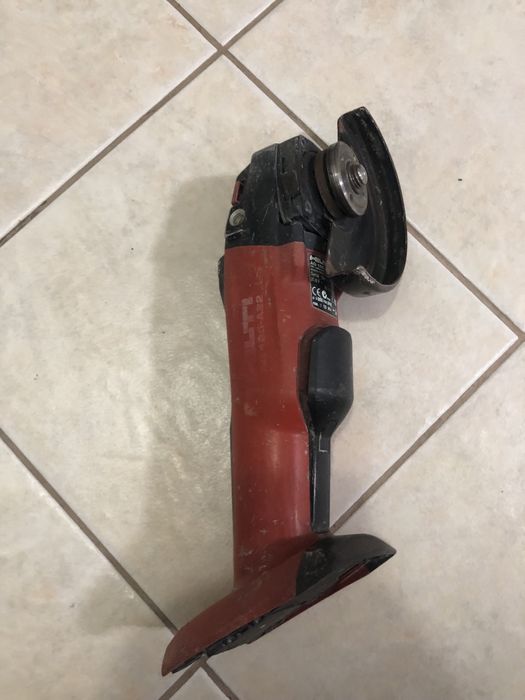 Flex polizor unghiular HILTI AG 125 A22 pe baterii