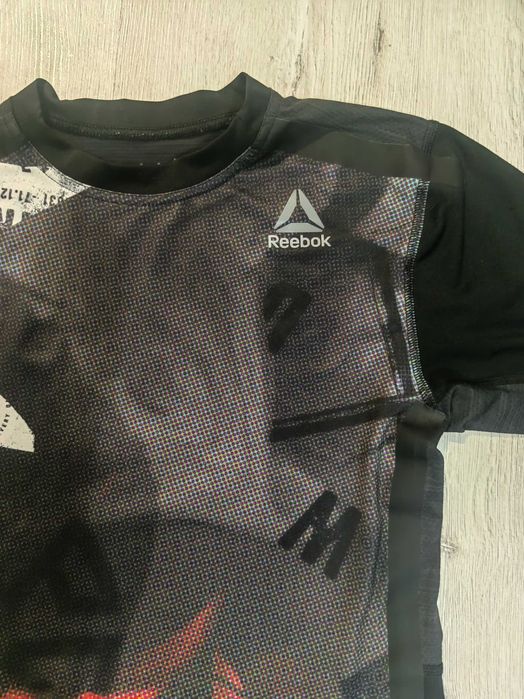 Тениска Reebok.....