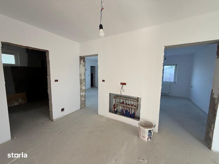De vanzare Duplex situat in Barabant.