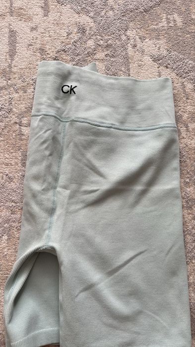 Платье zara новое