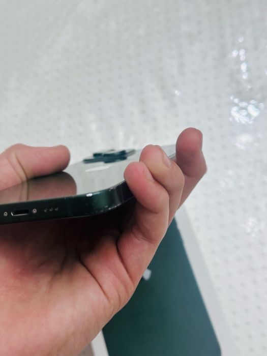 IPhone 13 128gb в ремонте не бывал