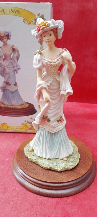 statuie leonardo din rasina