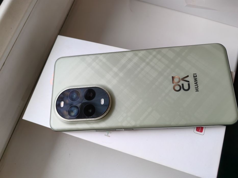 Новый Huawei nova 13 pro