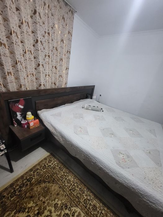 Продам двух спальную кровать б/ү