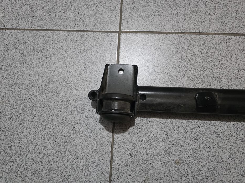 Кранштейн растяжки ваз 2114