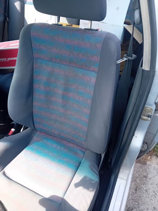Volkswagen Polo 1.4 бензин 1998 година 75 к.с на части