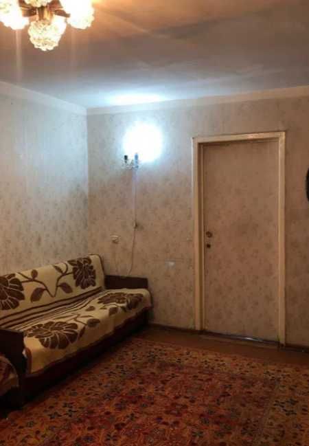 Продаю 2х комнатную 2 этаж 4 эт  ул Саломатина  2х6