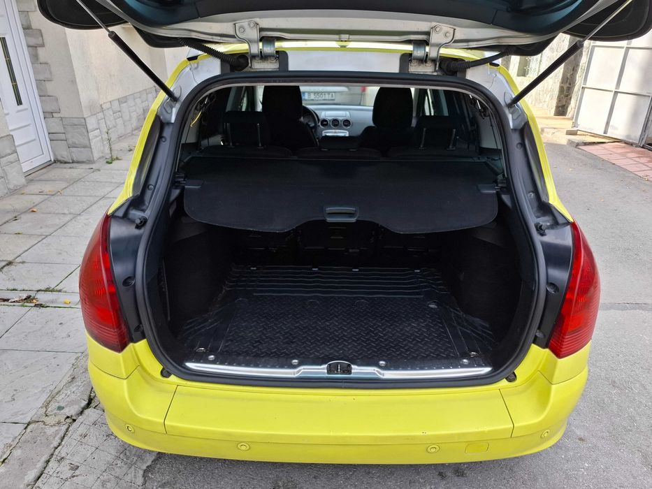 Продавам Пежо 308