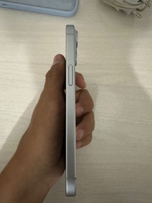iPhone 15 86% 128 GB