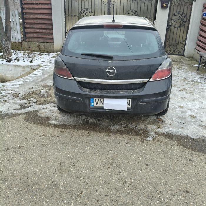 Vând Opel Astra H
