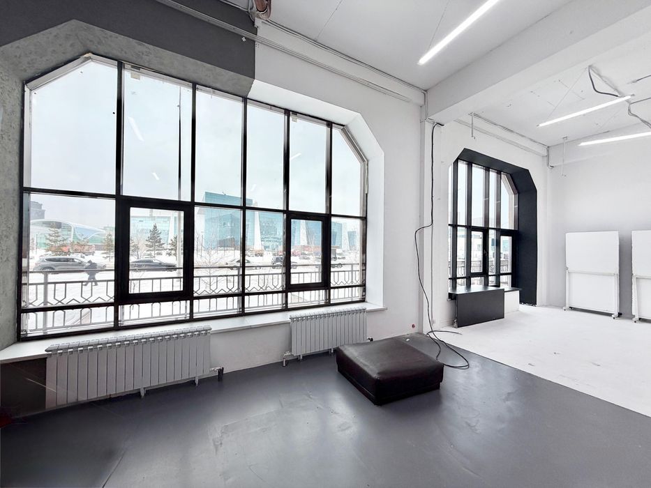 Сдам помещение 270 м2  под любой бизнес на 1 линии