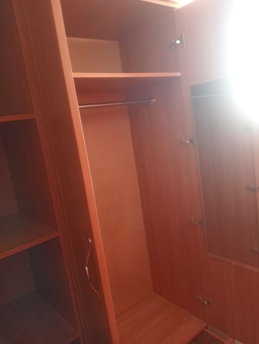 Продается шкаф трёх дверные