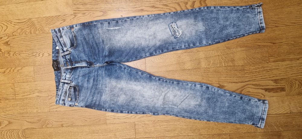 Blugi Mohito marime32