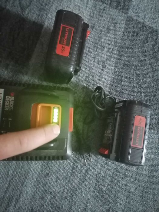 Incarcator Black&Decker si acumulator 36V import germania