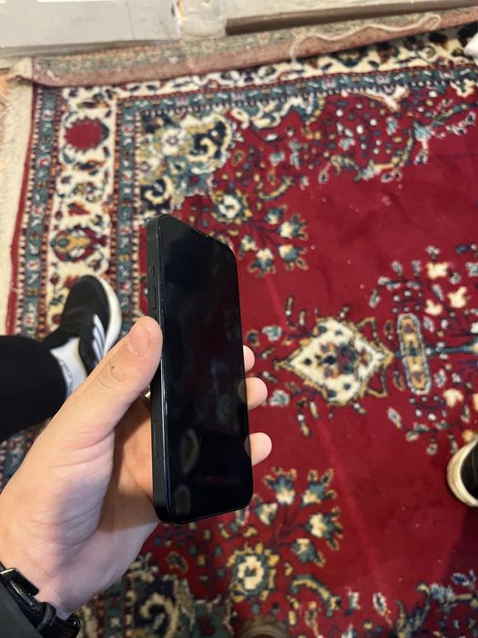 Айфон 13 продам хорошый