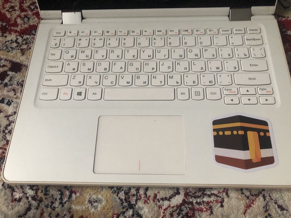 Ноутбук Lenovo YOGA 300