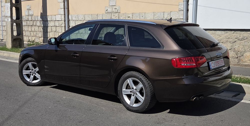 AUDI A4 Avant 2011 — imagine 3