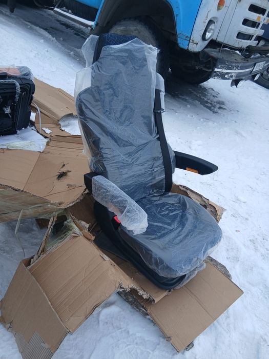 Сиденье для грузовиков