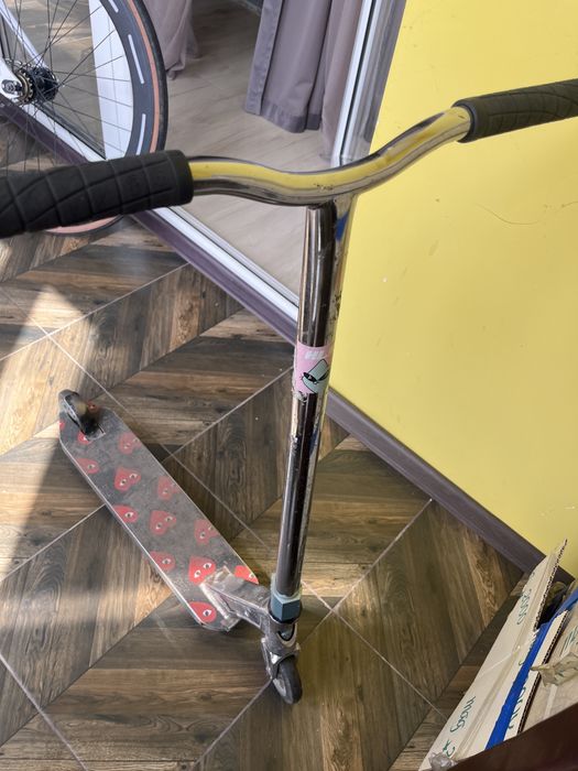 Продам трюковой самокат Vokul Saga