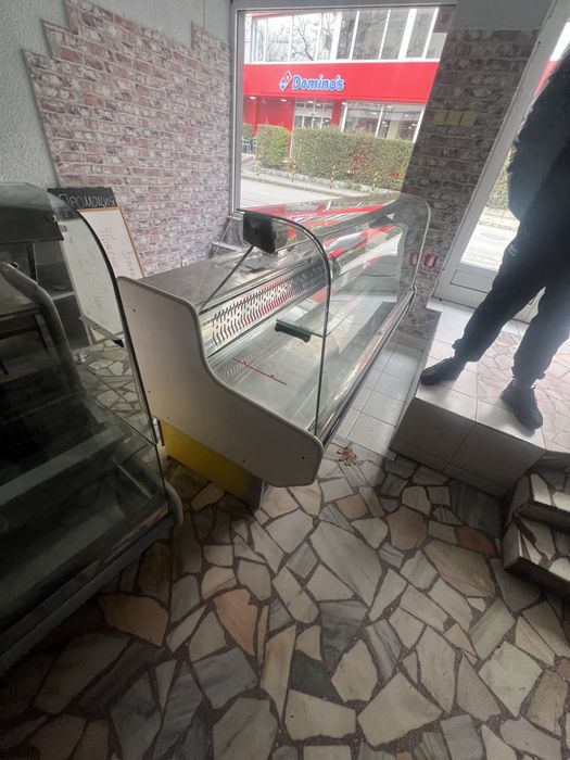 Хладилни витрини