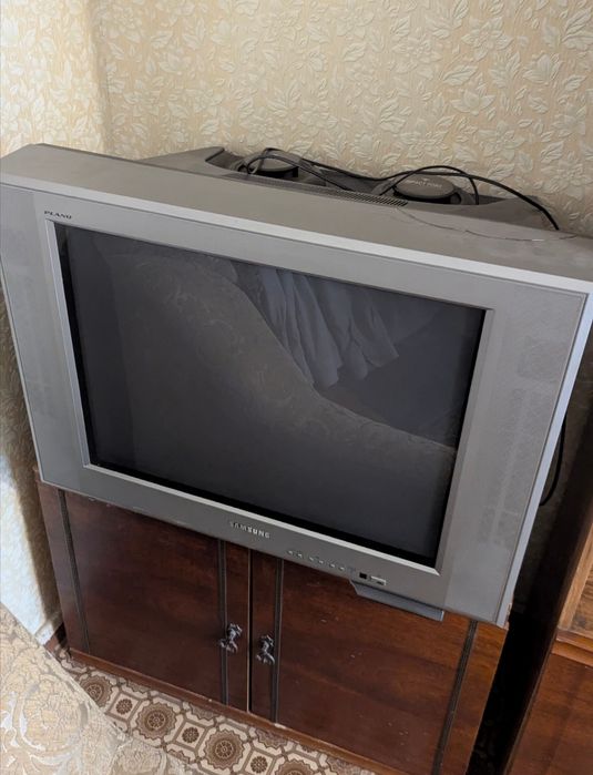 Продам цветные телевизоры Samsung и LG