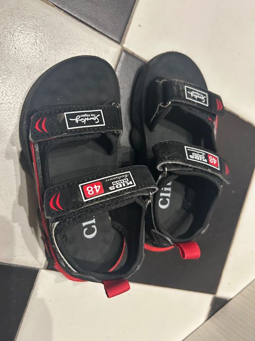 Детски сандали 24