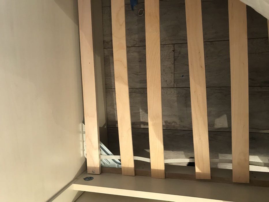 Спальный гарнитур