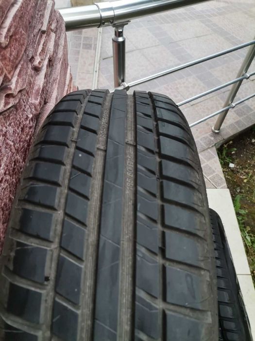 Гуми с джанти 15x6 1/2 JJ 185/60R15 Seat Ibiza 4бр.