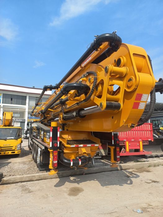 Beton nasos 73 metr sotuvda tayyor