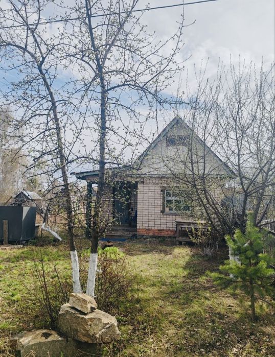 Дача с домом и баней ,  9 соток