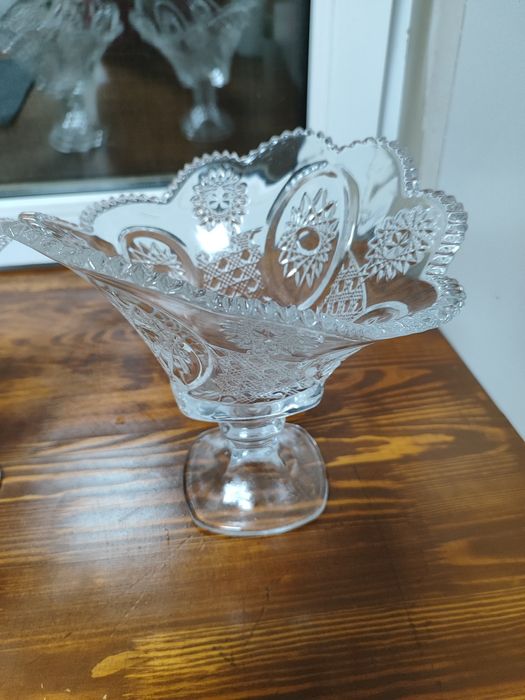 Фруктовницы стеклянные 2 шт