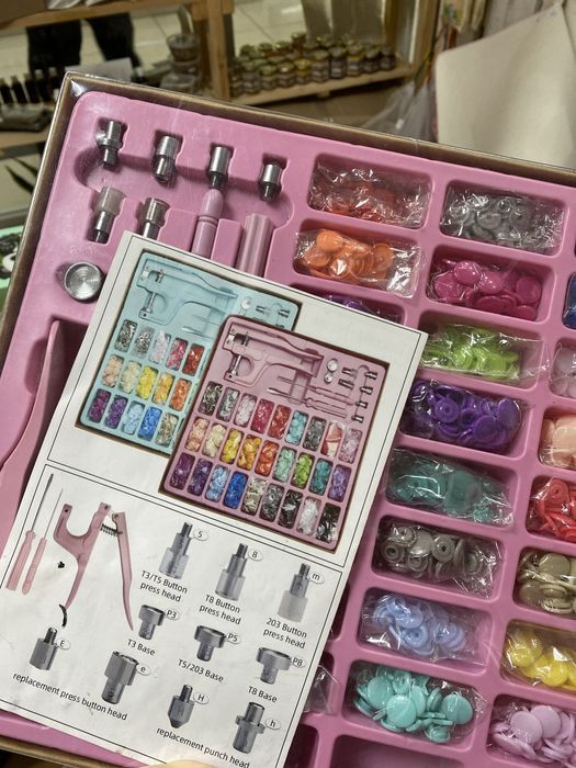 Набор для кнопок и люверсов