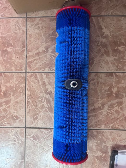 Почистваща техника за Соларни Панели