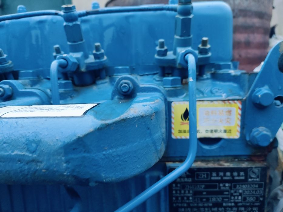 Дизельный двигатель