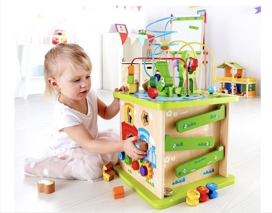 Детски занимателен куб Hape