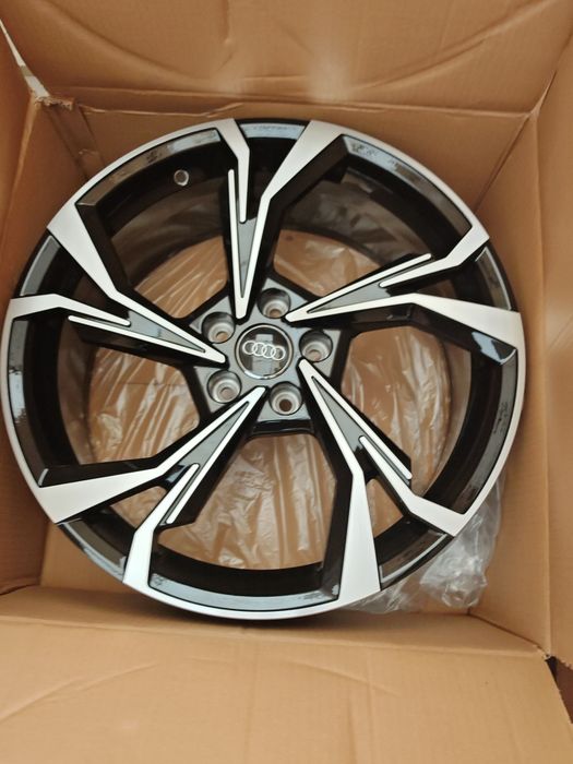 jante de aliaj pentru Audi pe 19 marca rc wheels model 200