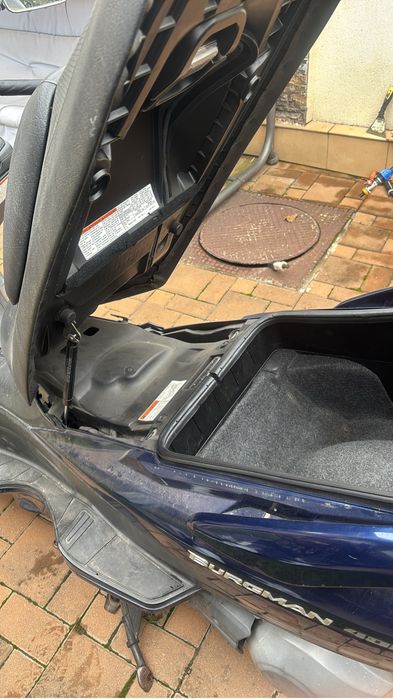 Vand maxi scuter………………..