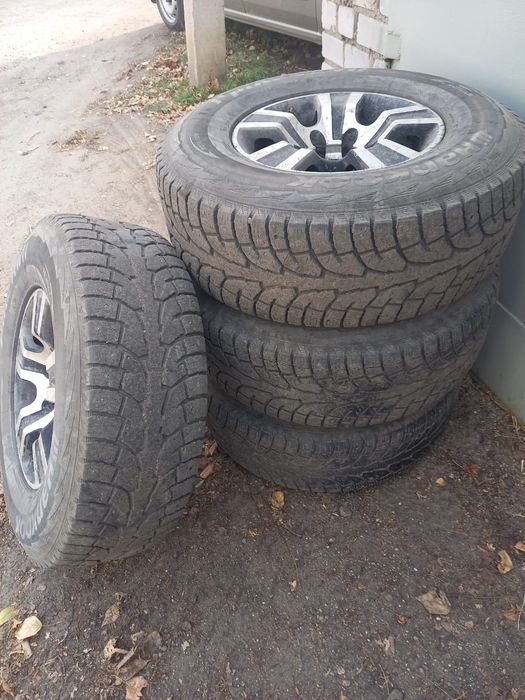 Продам колеса в сборе 275/70/16