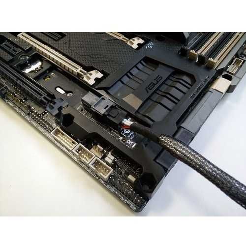 Placa expansiune ASUS Hyper M.2 X4 Mini M.2 PCIE + Kit adaptor mini SAS NVME 32Gb/s