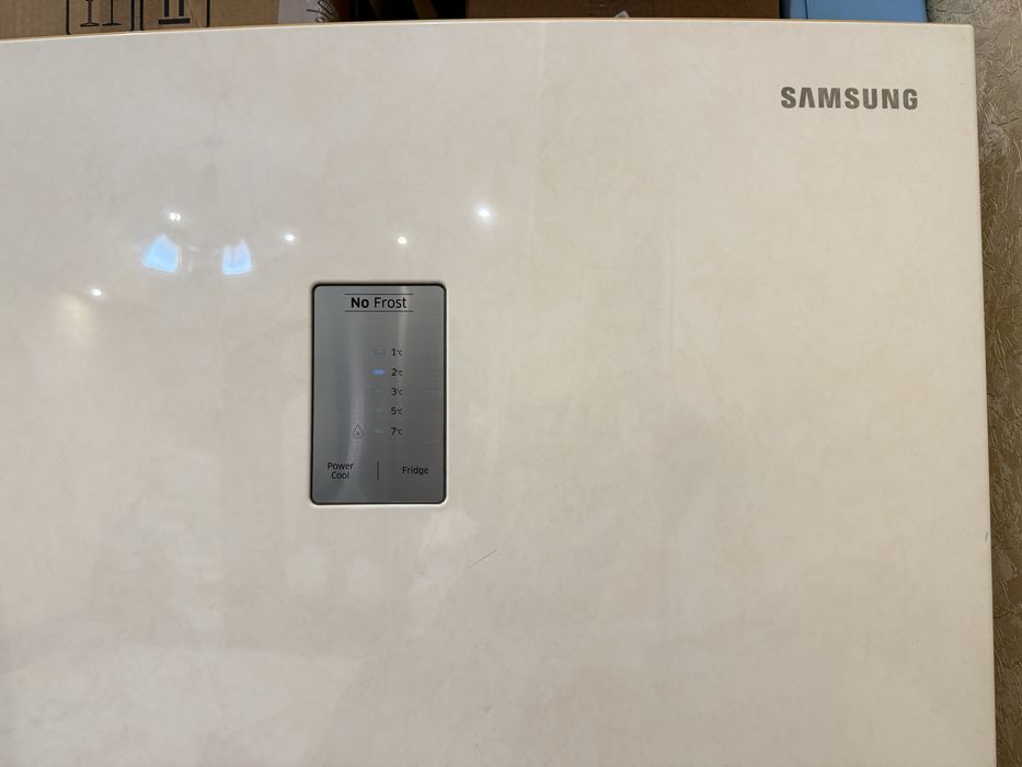 Холодильник от самсунг