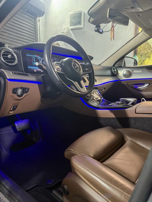 Mercedes E220 4matic– Distronic, Multibeam, Digital Cockpit, Scaune Ventilate